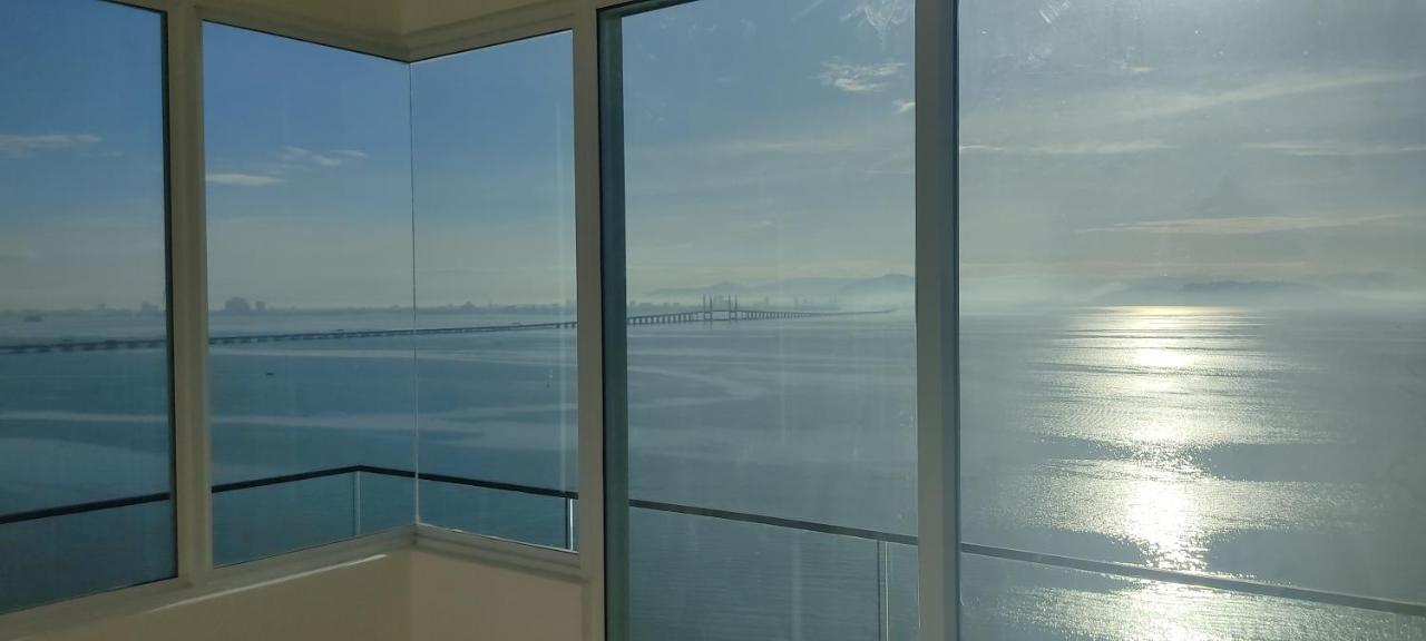 Infinite Seaview With Penang Bridge Suite With Sunrise Up To 11 Person Баян Лепас Екстериор снимка