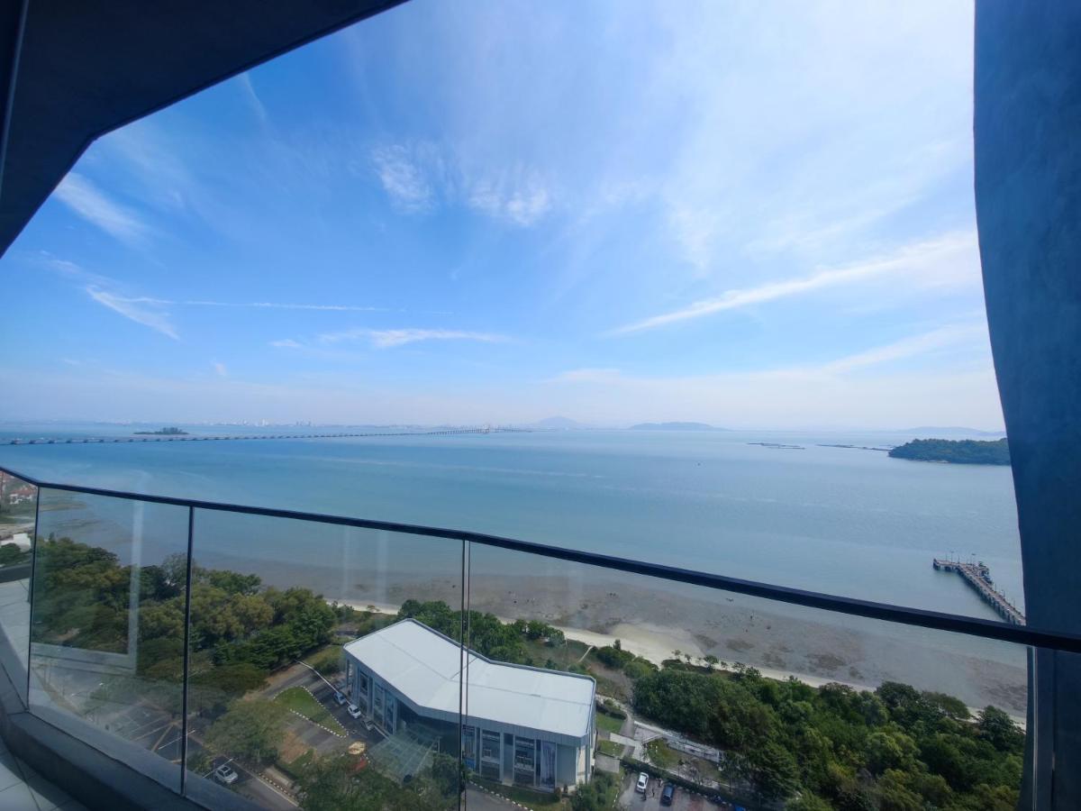 Infinite Seaview With Penang Bridge Suite With Sunrise Up To 11 Person Баян Лепас Екстериор снимка