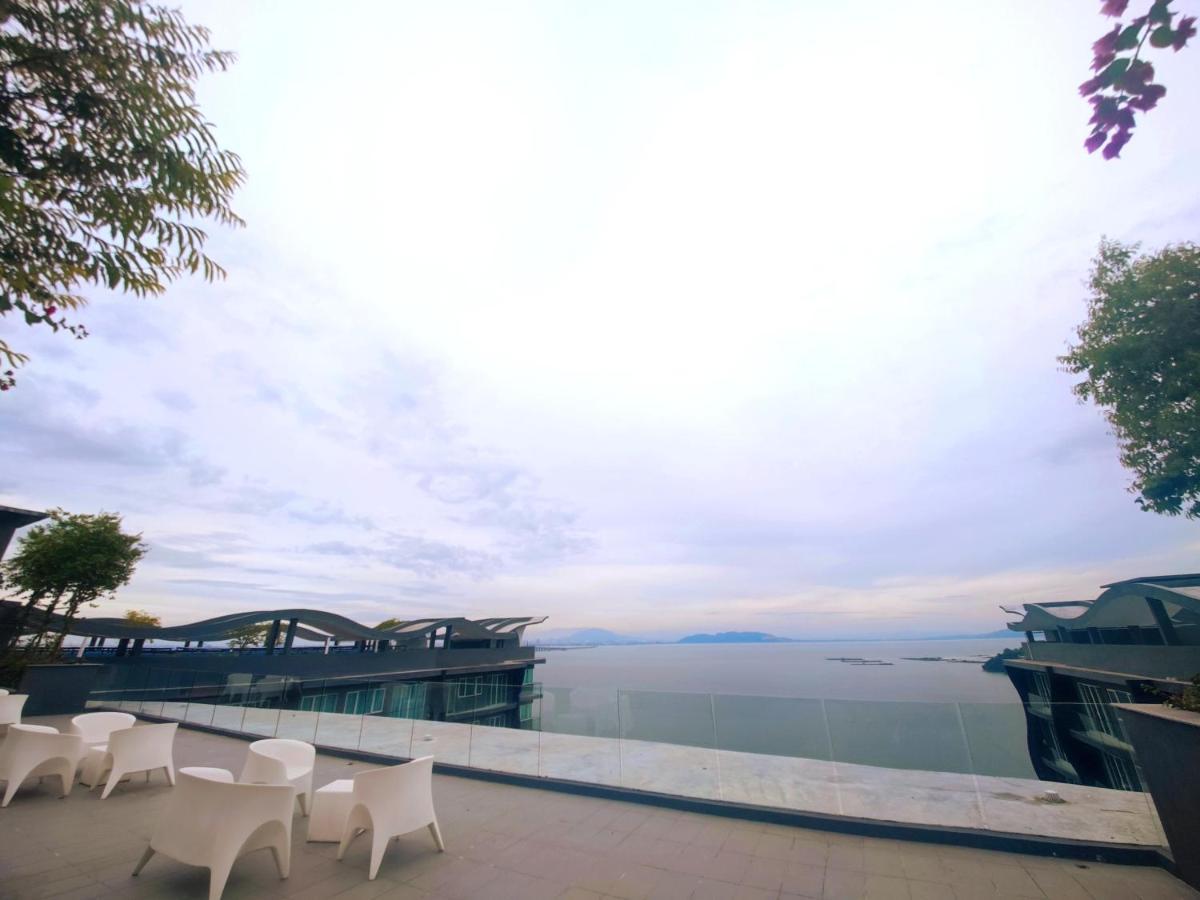 Infinite Seaview With Penang Bridge Suite With Sunrise Up To 11 Person Баян Лепас Екстериор снимка